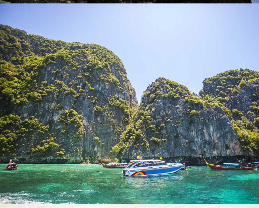 Phi Phi Bamboo SpeedBoat Tour